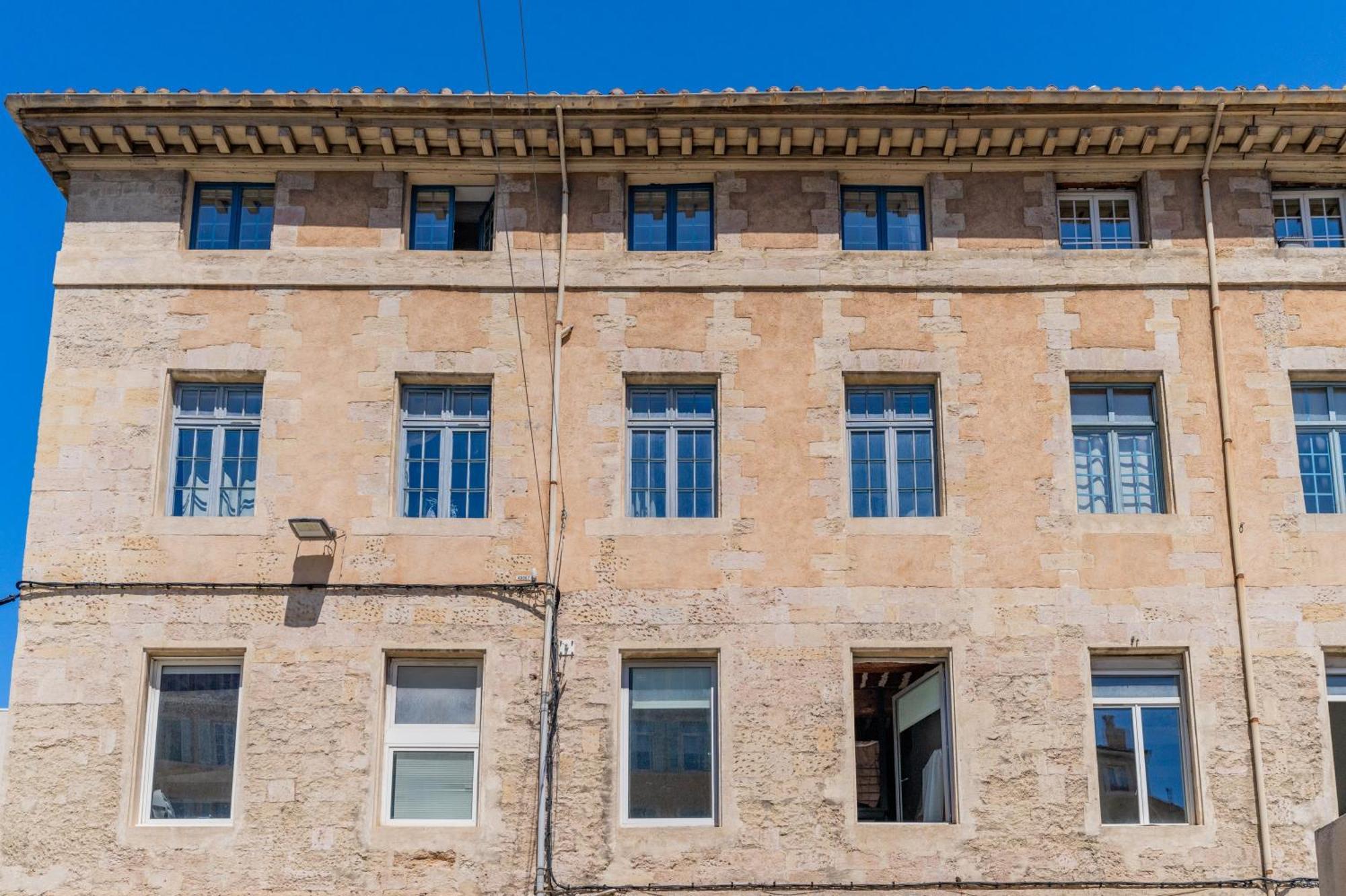 L'Arsenal - Tres Bel Appartement Sur Le Vieux-Port Marseille Luaran gambar